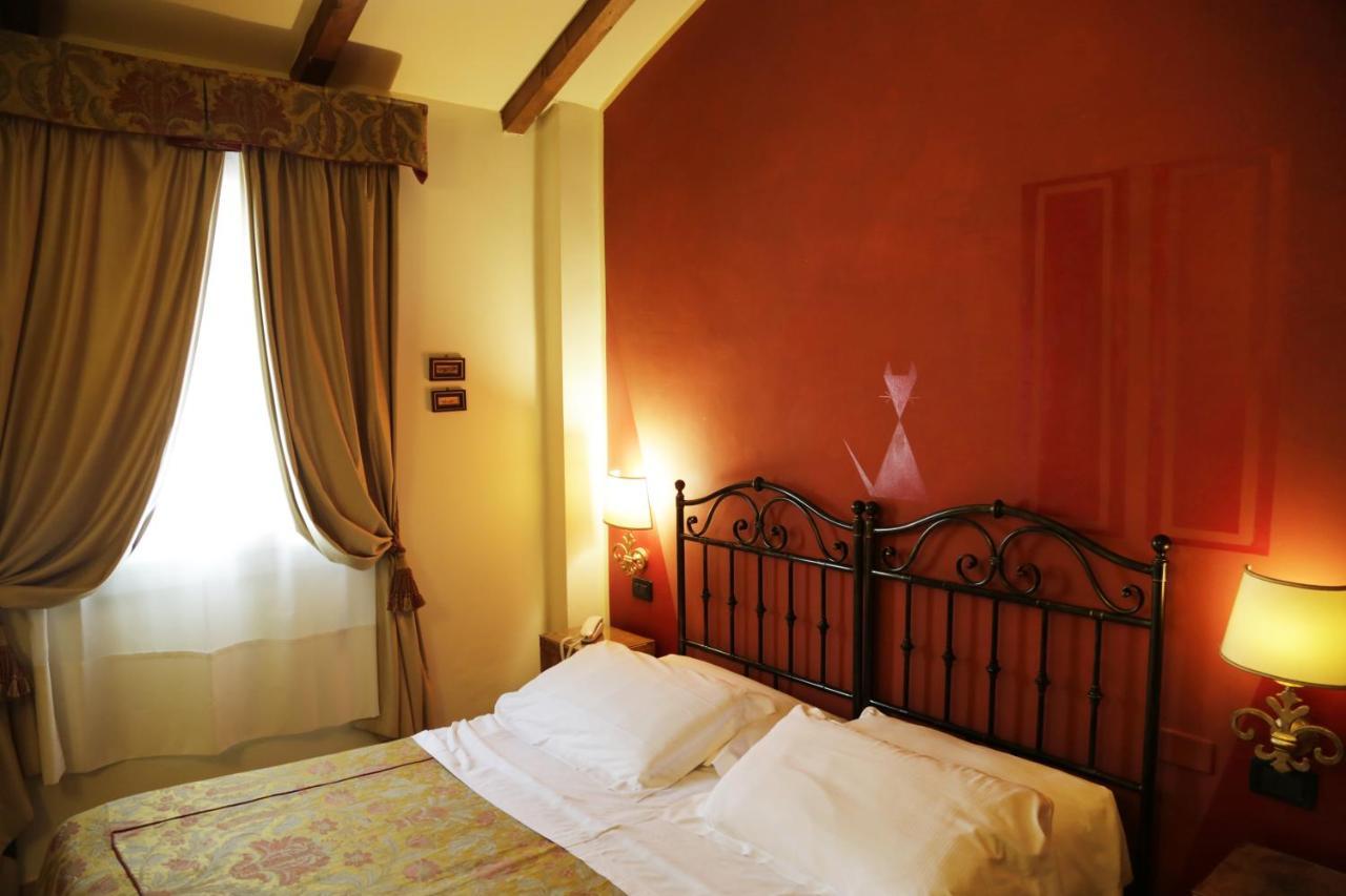 Albergo delle Drapperie Bologna Esterno foto