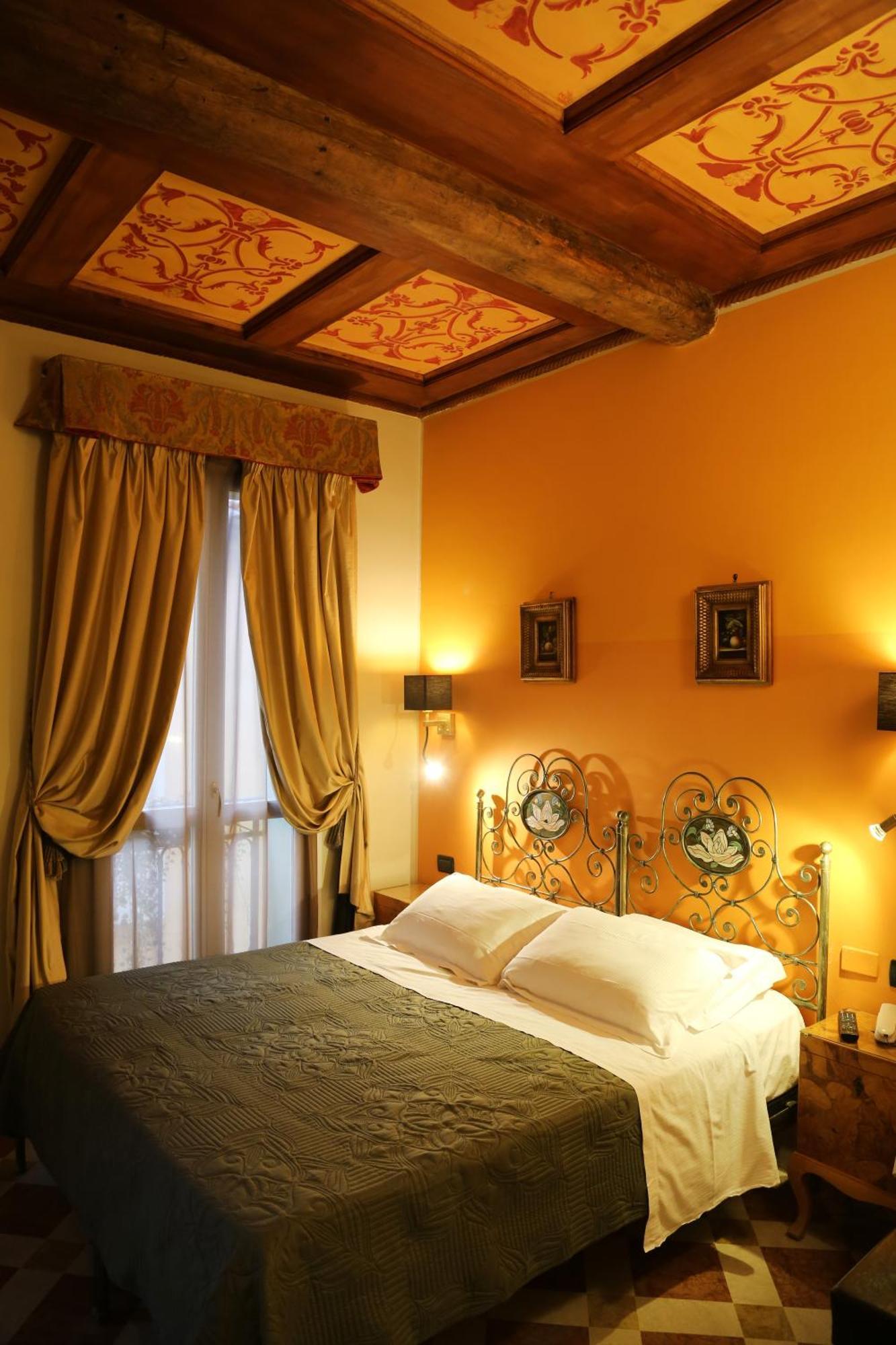 Albergo delle Drapperie Bologna Esterno foto