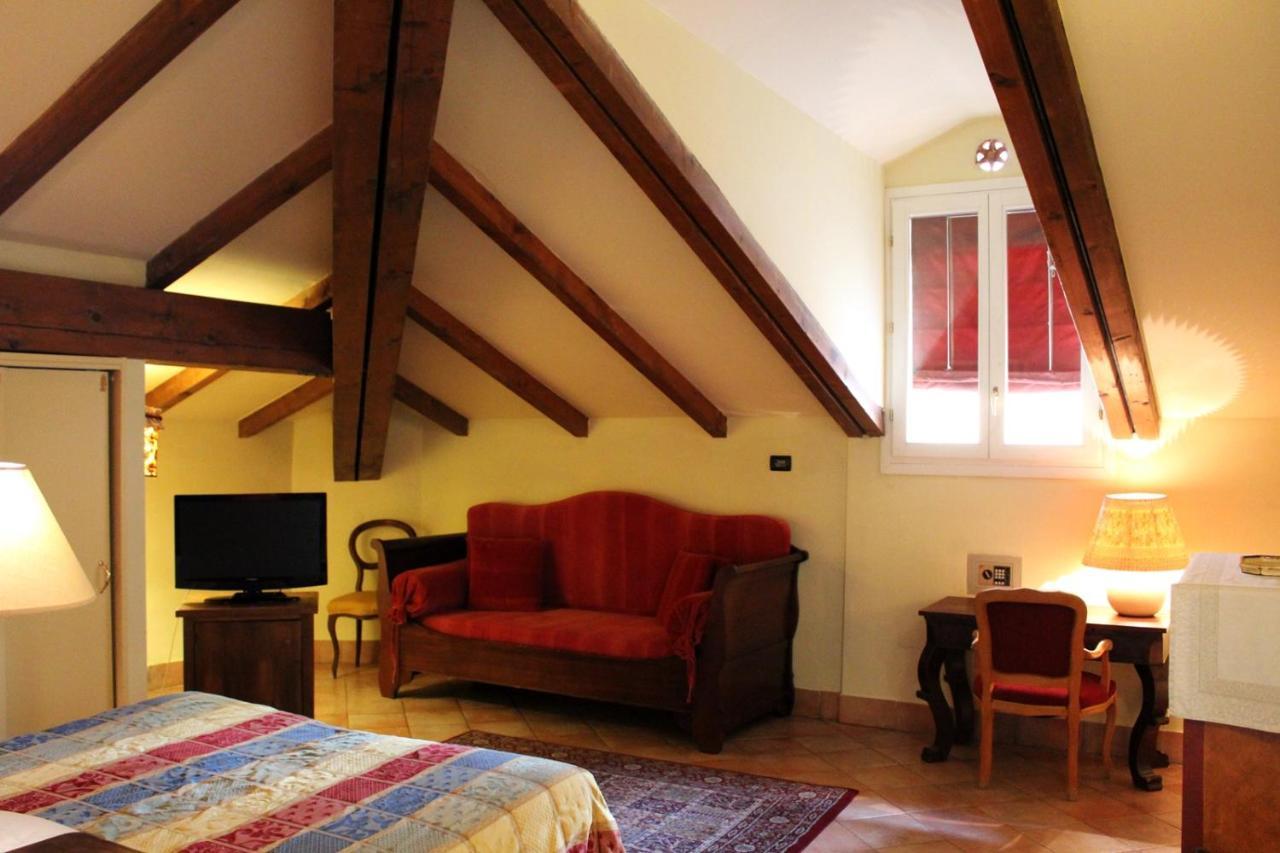 Albergo delle Drapperie Bologna Esterno foto